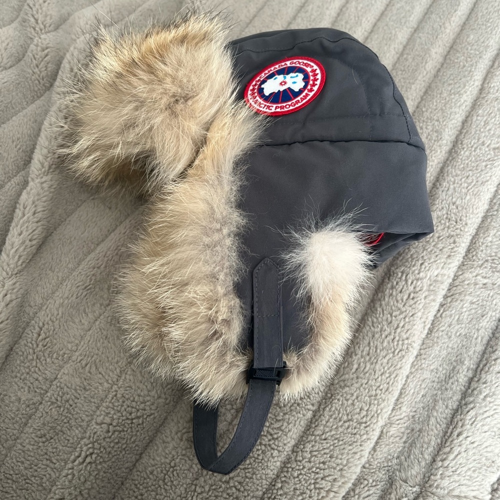 Canada Goose aviator unisex hat size s/m